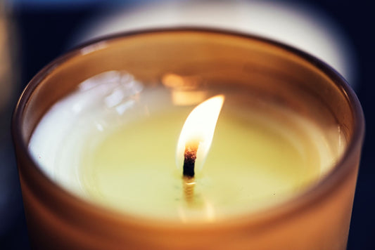 How to Prevent Candle Soot: Our Tips for a Cleaner Burn