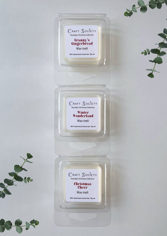 A set of wax melts with scents highlighting 3 candles from the Nostalgic Christmas collection